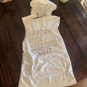 Soho sport sz L workout hoodie tAnk Super stretchy